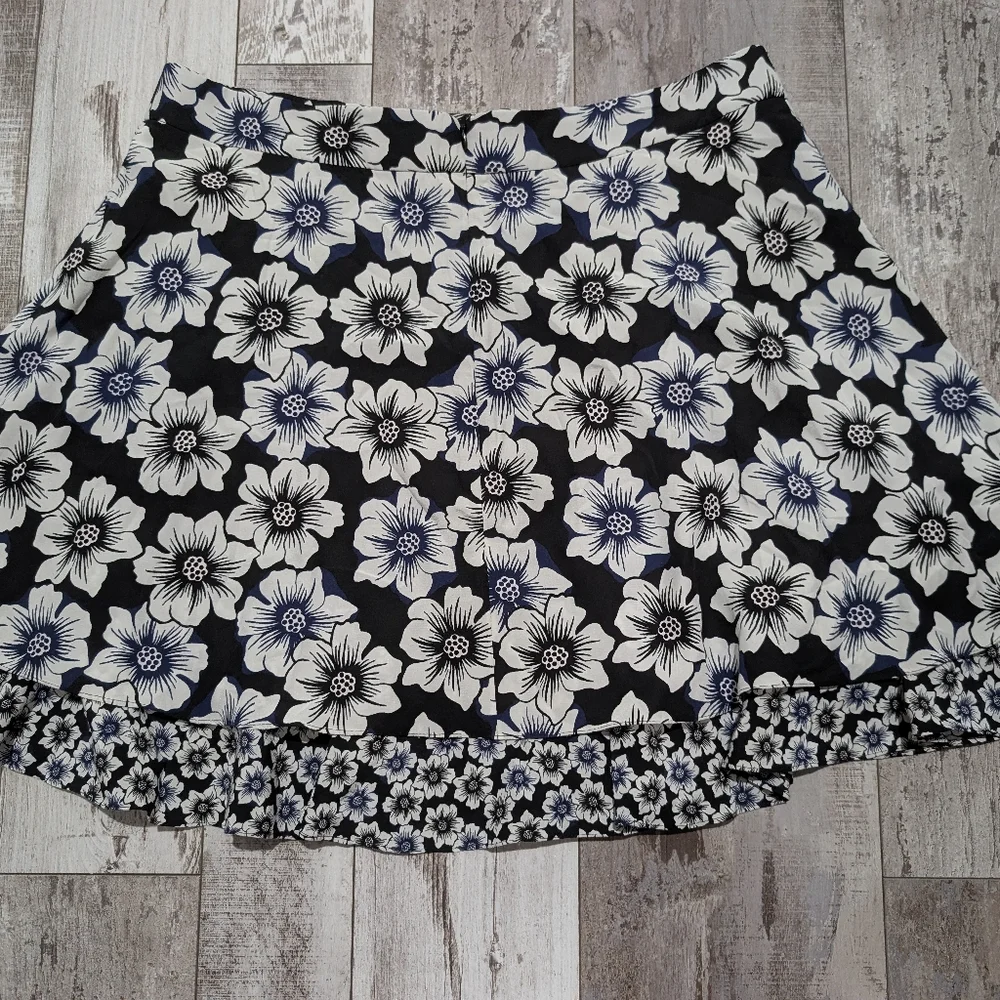 Kate Spade Black and White Floral‎ Skater Skirt